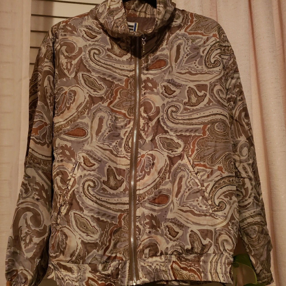 Silk and polyester Size Small light jacket